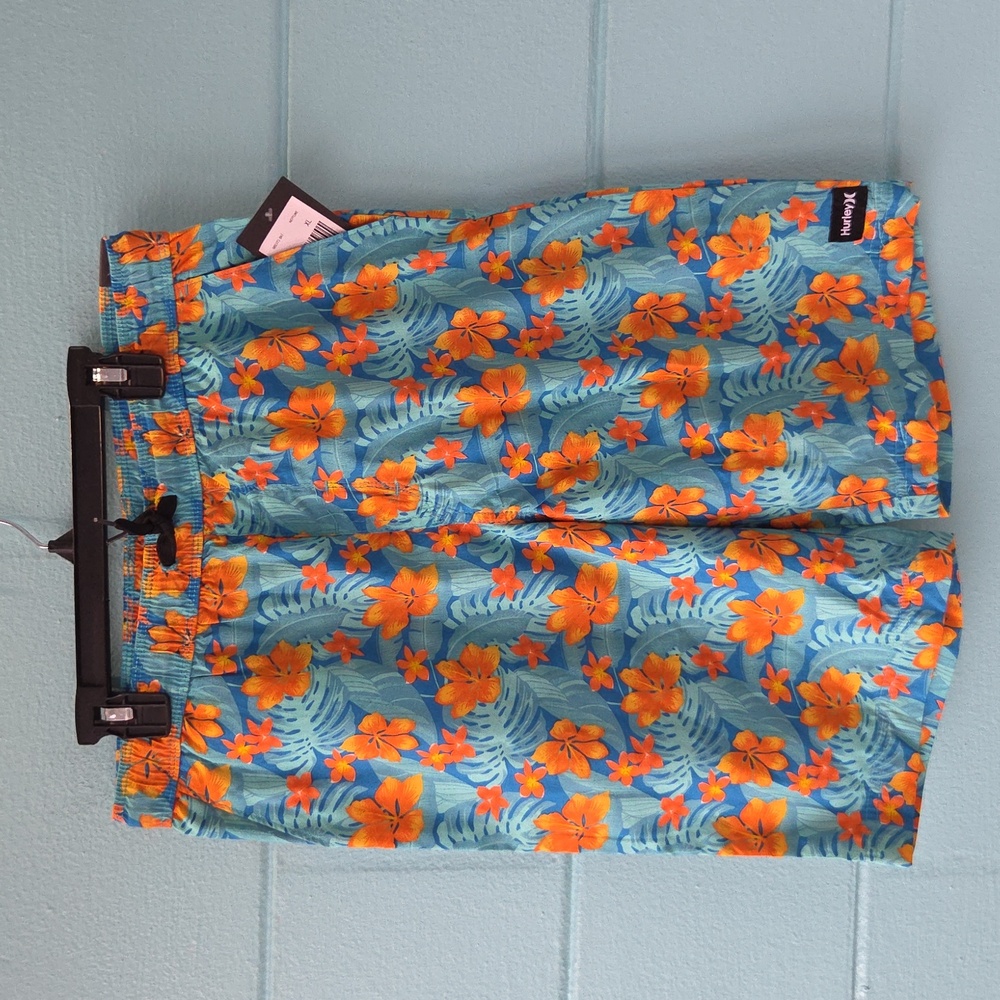 NWT "Hurley" Neptune Boys Shorts Size X-Large